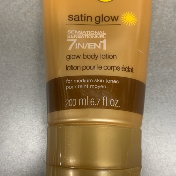 Avon Skin So Soft Satin Glow Body Lotion Brand New Factory Sealed Bath and Body - Picture 9 of 12